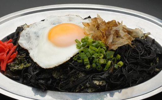 いっさく 糸魚川ブラック焼きそば